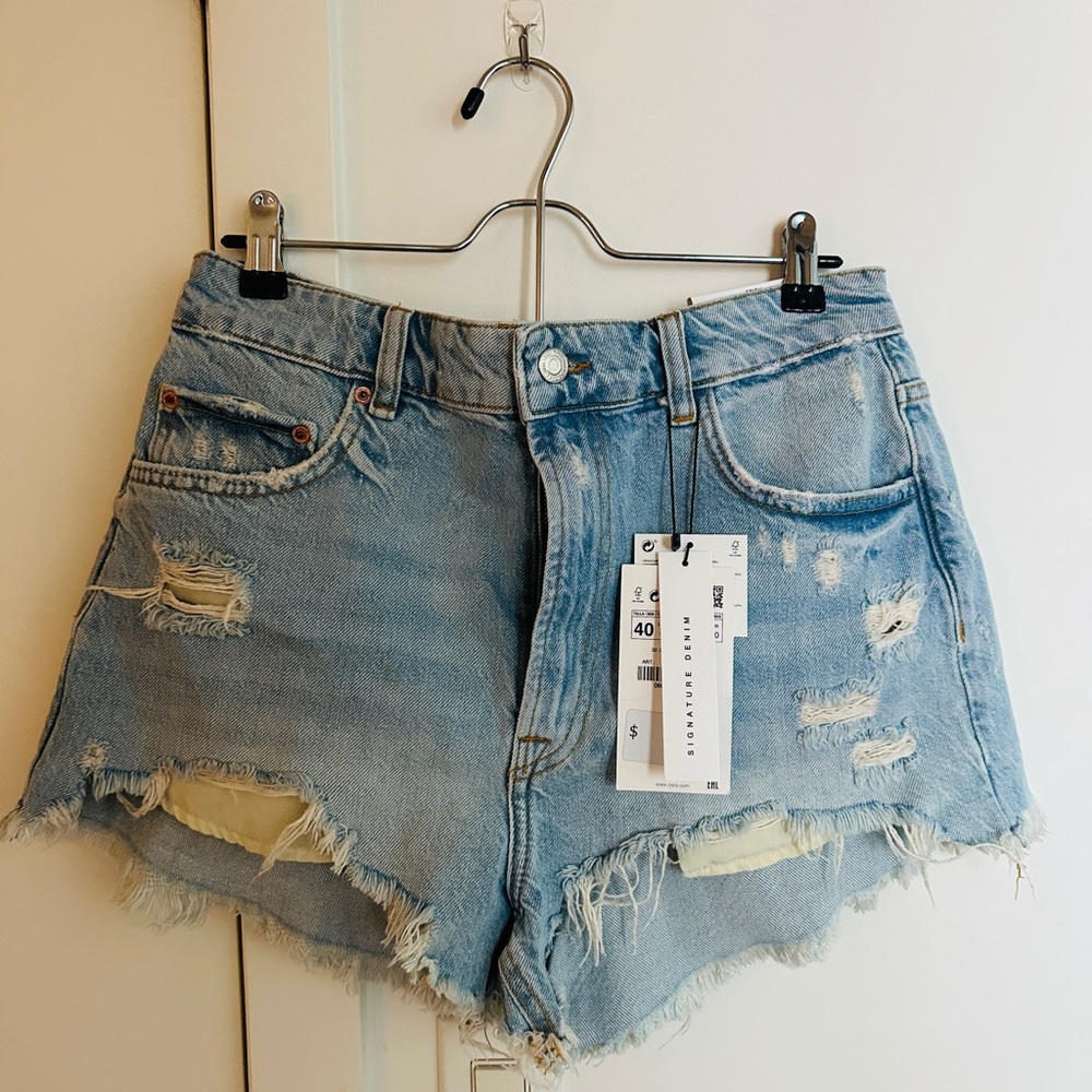 Zara high waist short in size 40